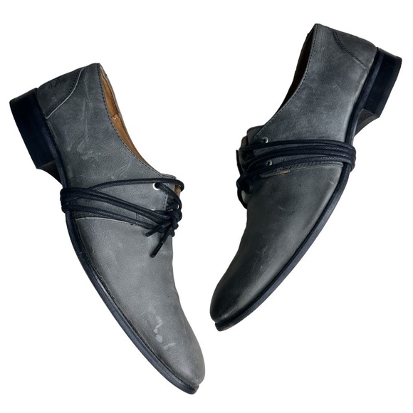 JOHN FLUEVOG HEADLINERS CABLE
WRAPAROUND LACE DERBY SHOE. Size 9 - Picture 6 of 9